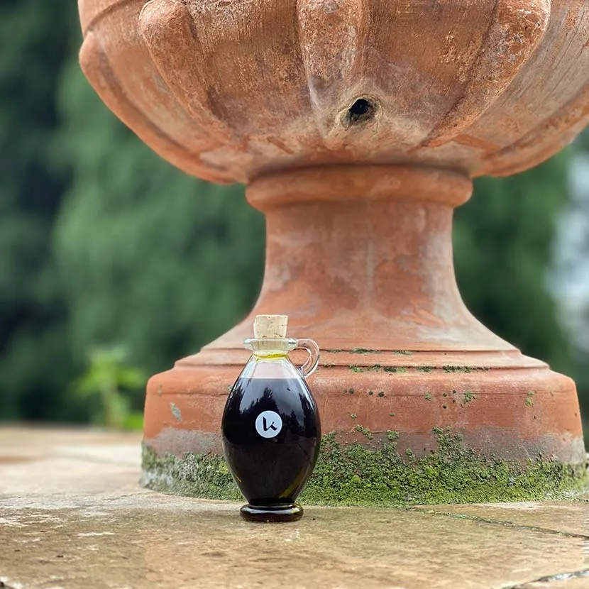 Henna Oil | 100% pure, cold-pressed oil for healthy brows, lashes & shiny hair